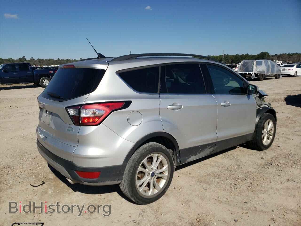 2018 FORD ESCAPE - VIN: 1FMCU0HD5JUC06736 - Фото 3
