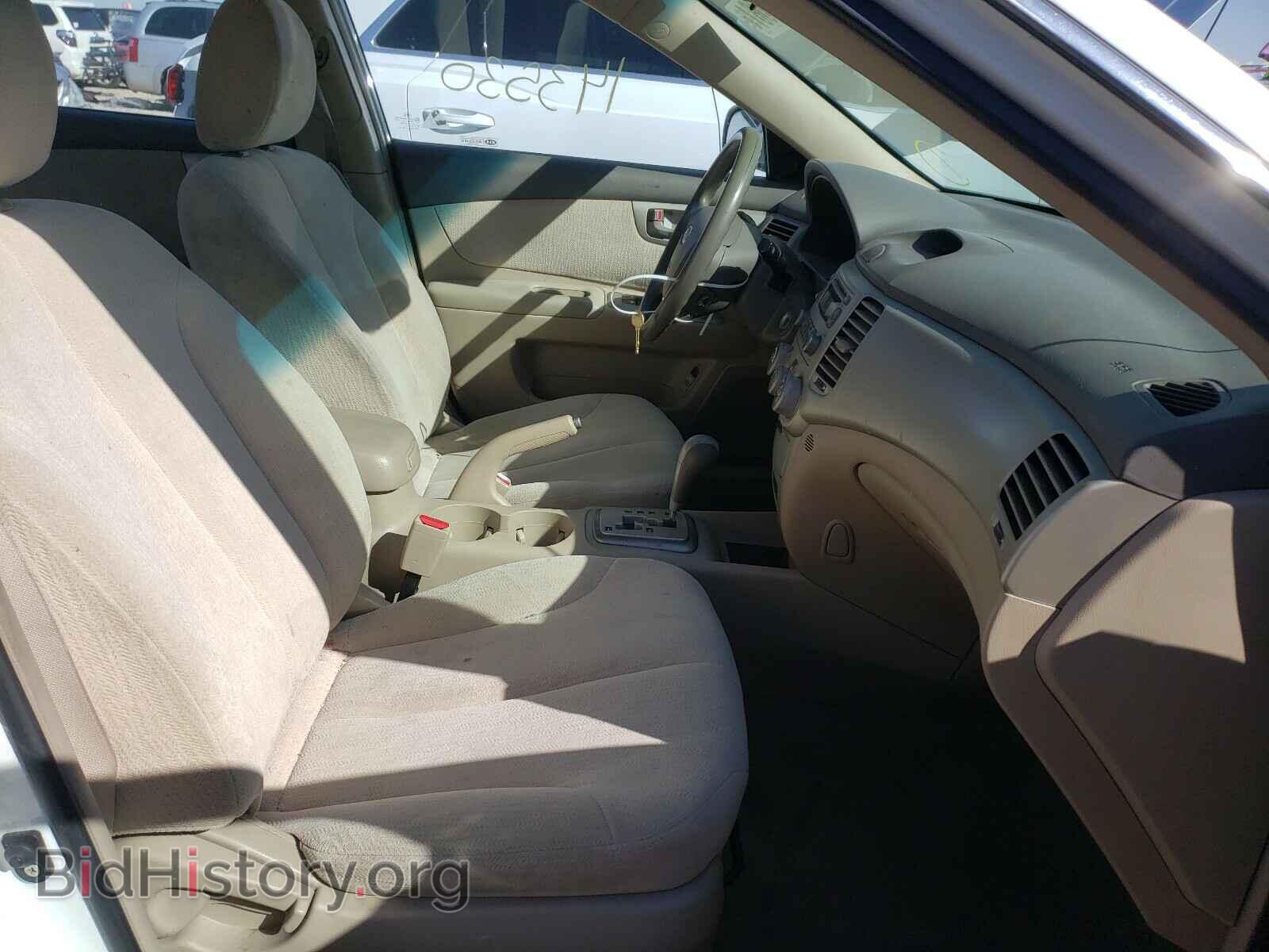 2007 KIA OPTIMA - VIN: KNAGE123675107111 - Фото 5