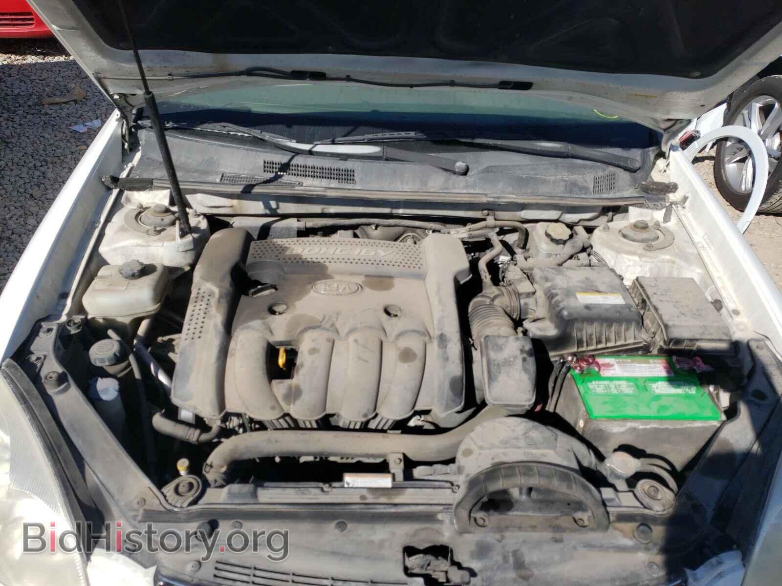 2007 KIA OPTIMA - VIN: KNAGE123675107111 - Фото 7