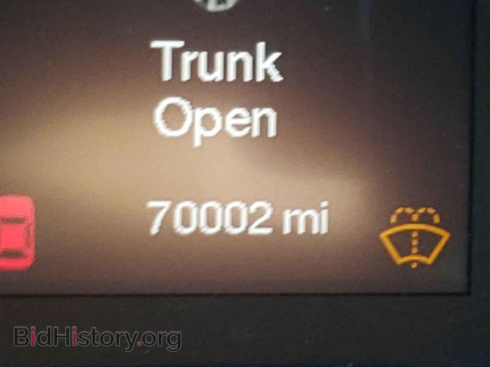 2015 CHRYSLER 200 - VIN: 1C3CCCAB3FN689215 - Фото 8