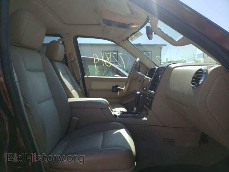 2006 Ford EXPLORER (VIN 1FMEU65E56UA01210) — photo 5 of 10