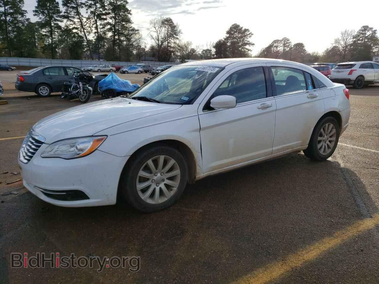 Фотография 1C3CCBBG2DN678028 - CHRYSLER 200 2013