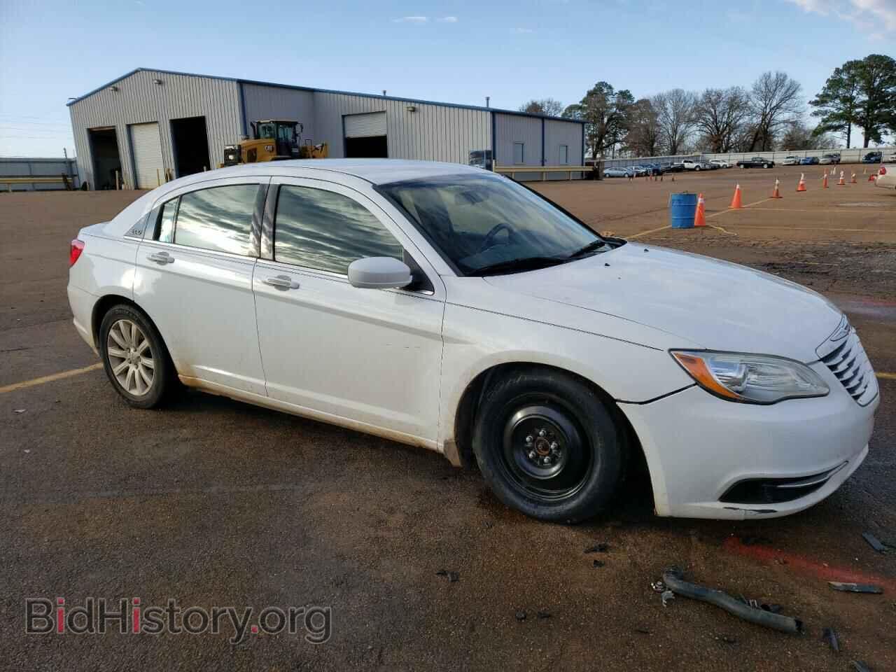 2013 CHRYSLER 200 - VIN: 1C3CCBBG2DN678028 - Фото 4