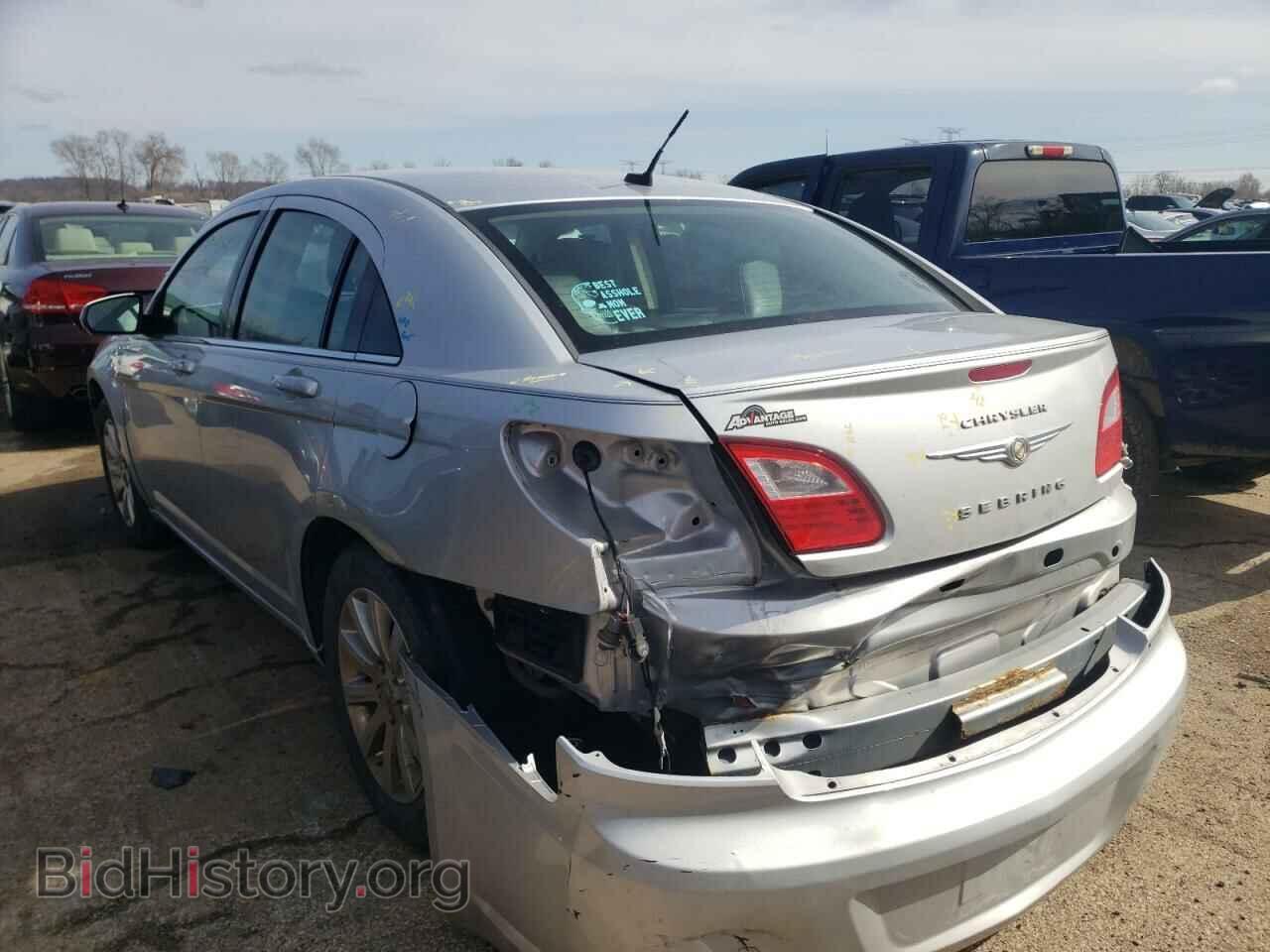 2010 CHRYSLER SEBRING - VIN: 1C3CC5FB3AN110625 - Фото 3