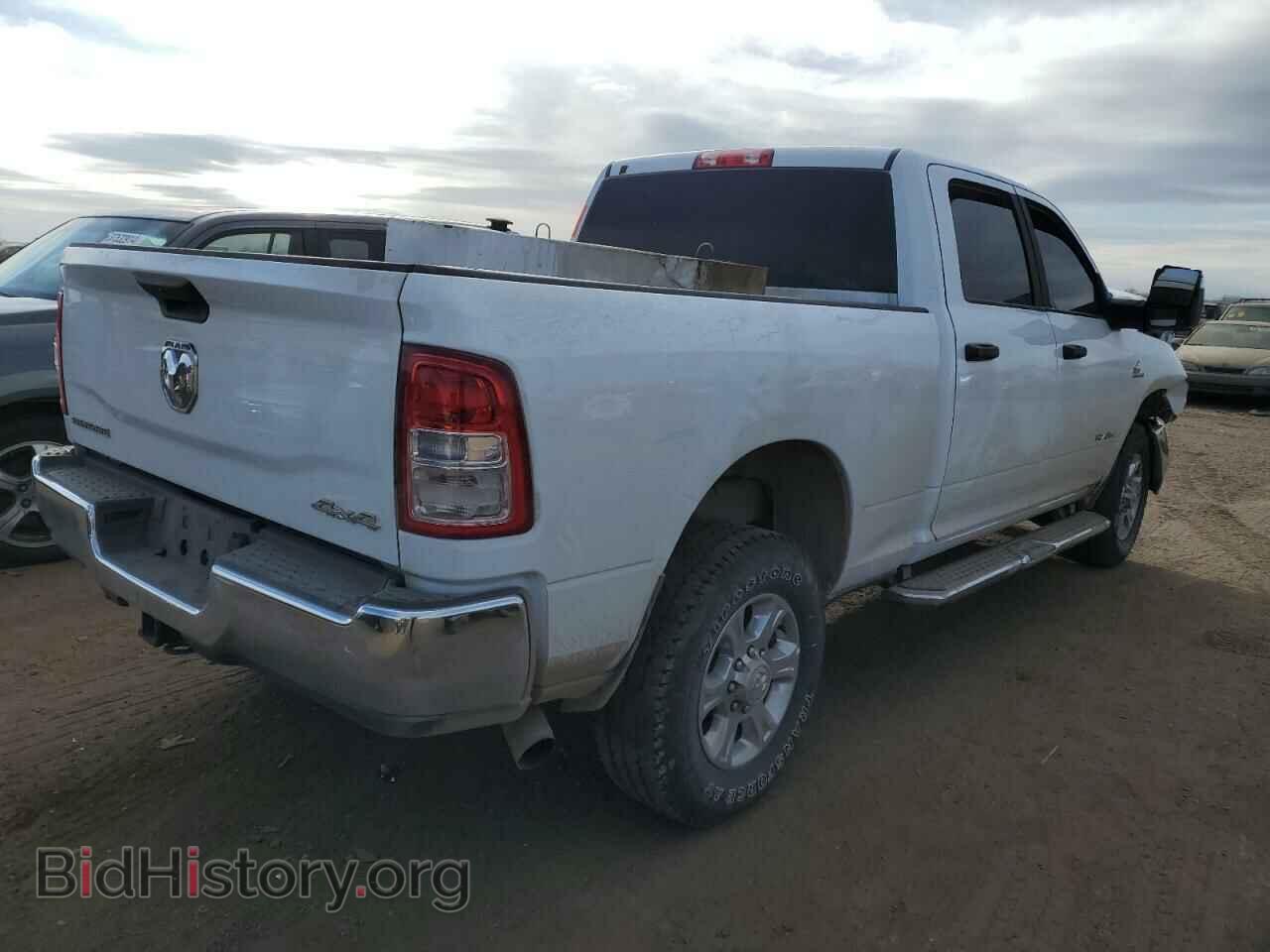 2024 RAM 2500 - VIN: 3C6UR5DL7RG105630 - Фото 3