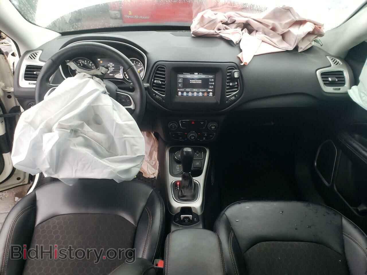 2019 JEEP COMPASS - VIN: 3C4NJDBB4KT599113 - Фото 8