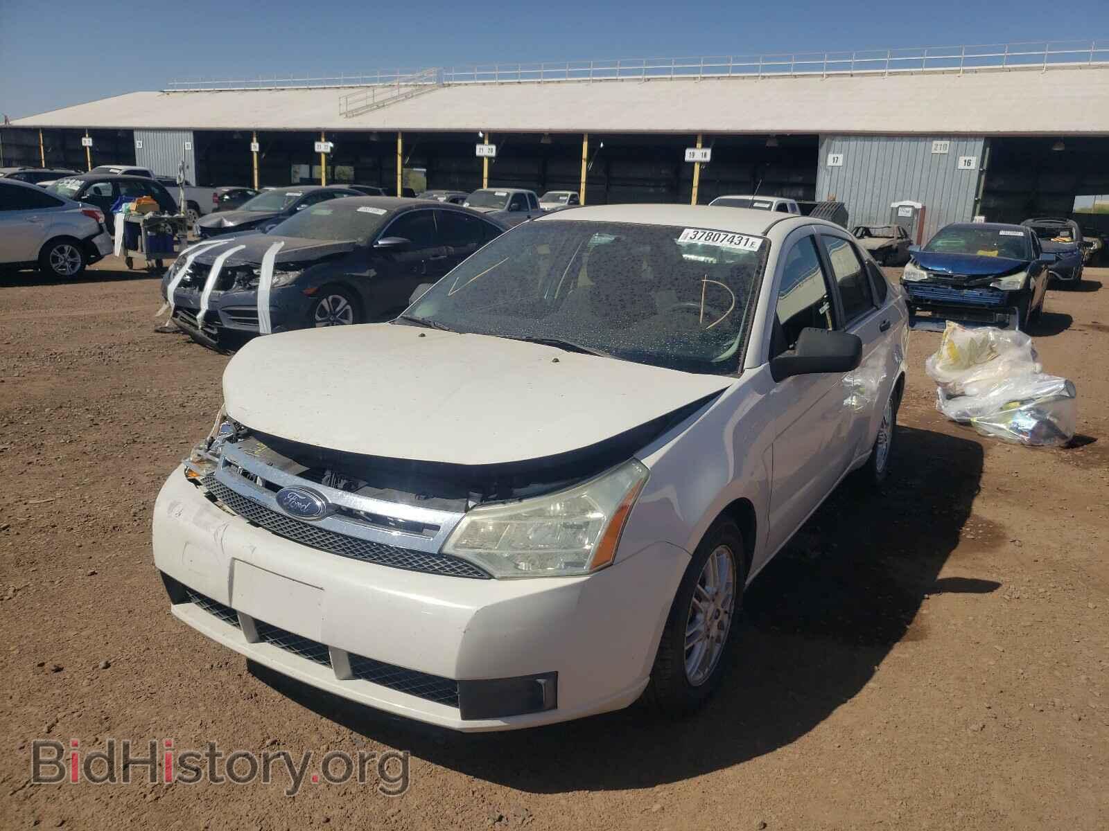 2009 FORD FOCUS - VIN: 1FAHP35N09W110552 - Фото 2