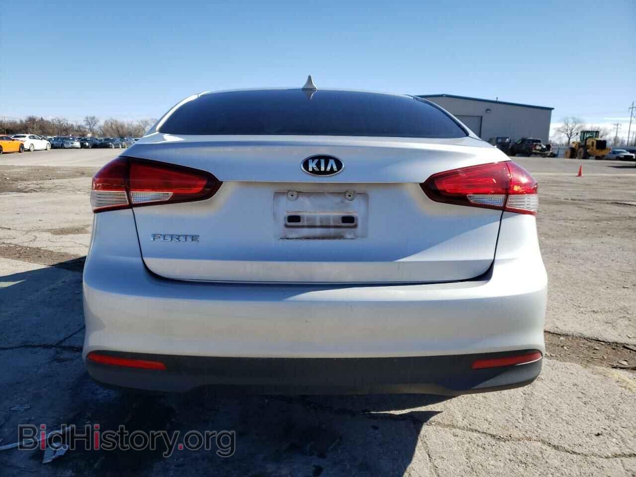 2017 KIA FORTE - VIN: 3KPFK4A79HE039891 - Фото 6