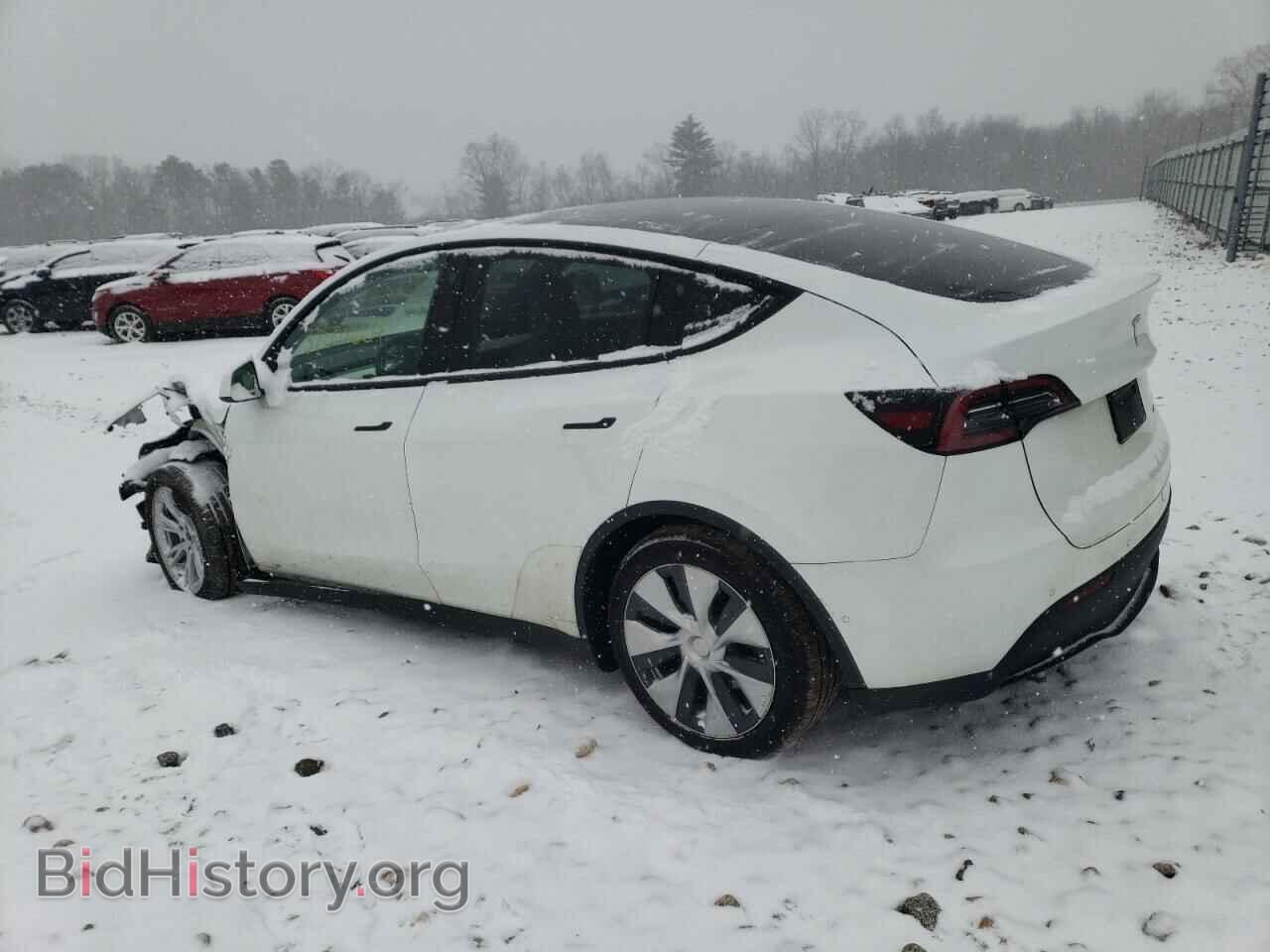 2022 TESLA MODEL Y - VIN: 7SAYGDEE7NF535719 - Фото 2