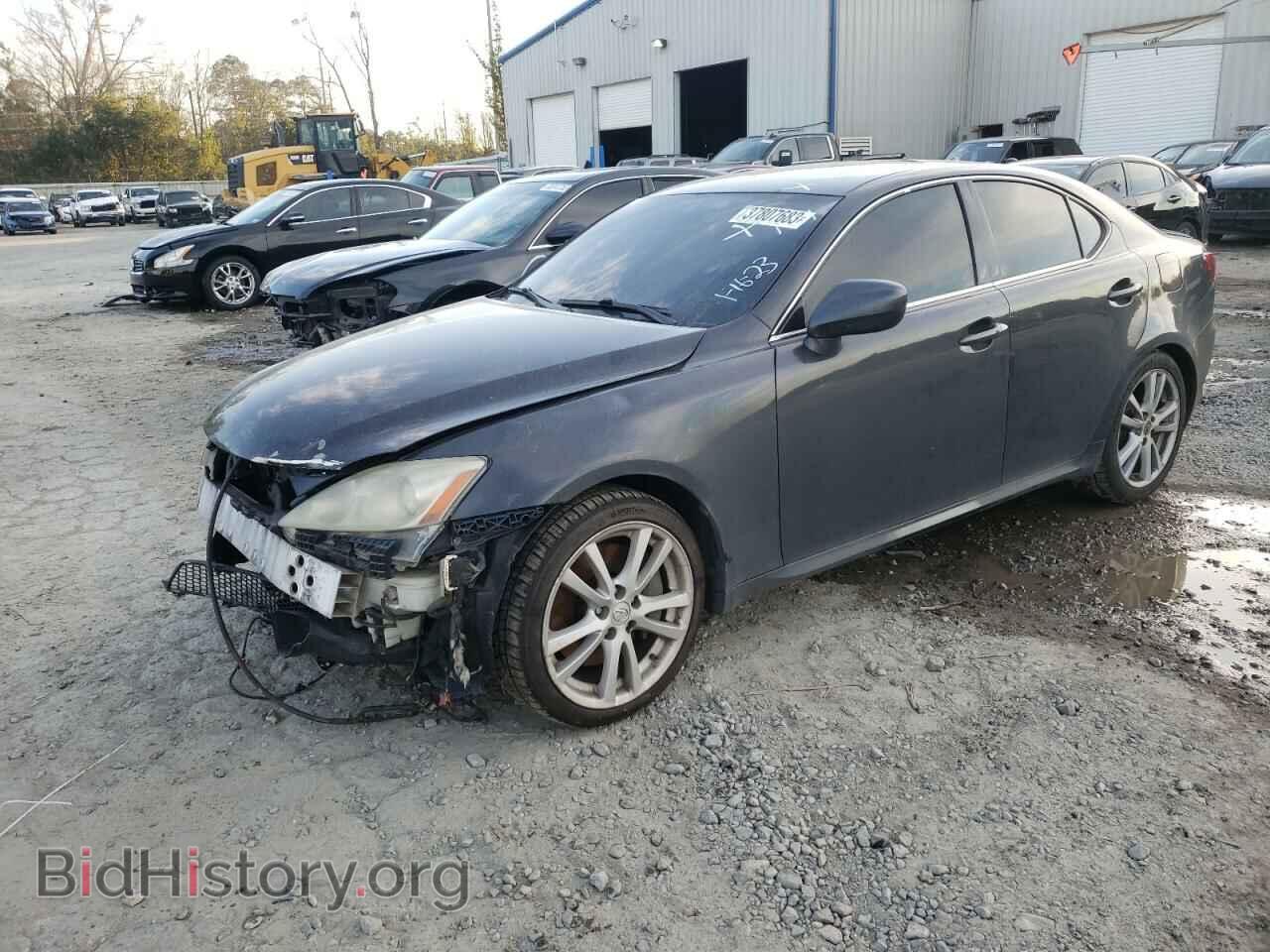 Photo JTHBE262472011451 - LEXUS IS 2007