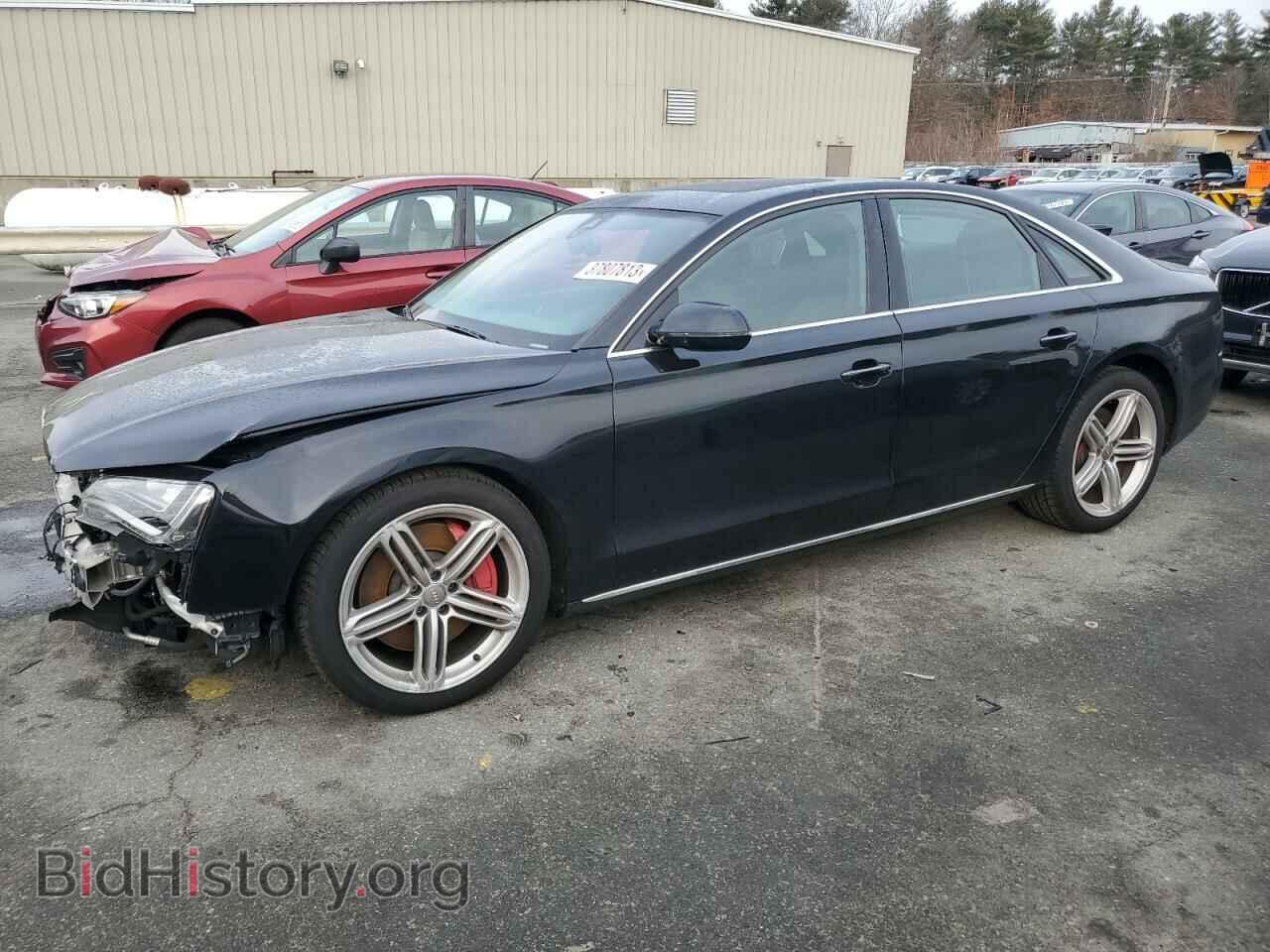 Photo WAUAVAFDXCN009881 - AUDI A8 2012