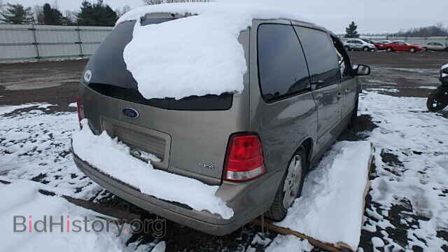 2005 FORD FREESTAR - VIN: 2FMDA576X5BA24331 - Фото 4