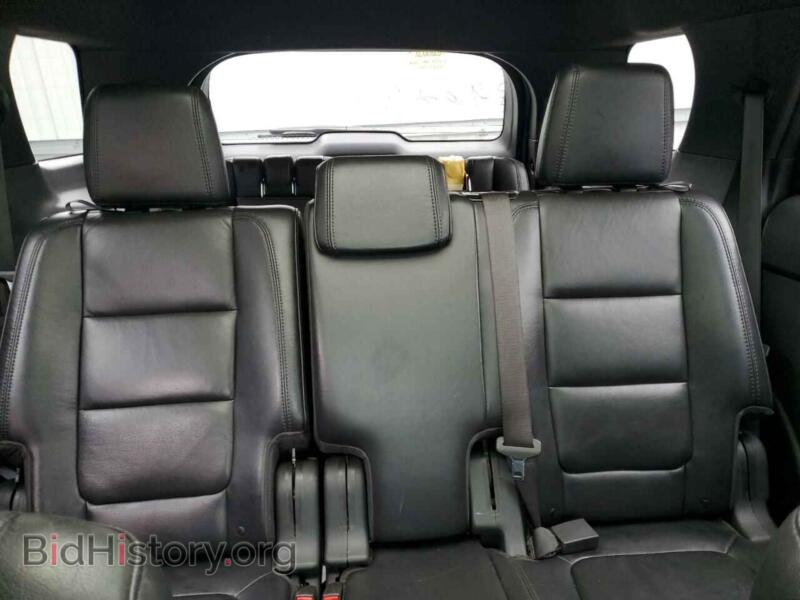 2011 Ford EXPLORER (VIN 1FMHK8D89BGA72106) — photo 10 of 13