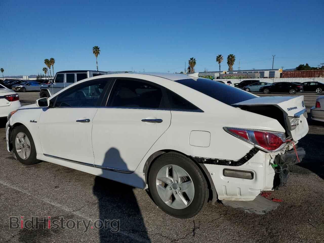 2012 HYUNDAI SONATA - VIN: KMHEC4A41CA038157 - Фото 2