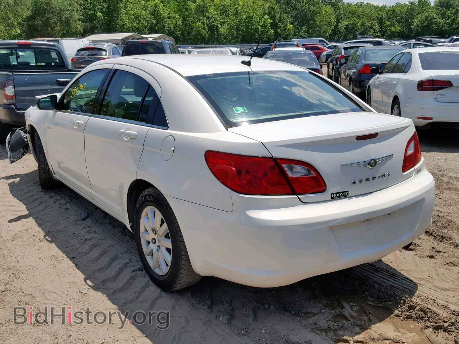 2010 CHRYSLER SEBRING - VIN: 1C3CC4FB3AN223775 - Фото 3