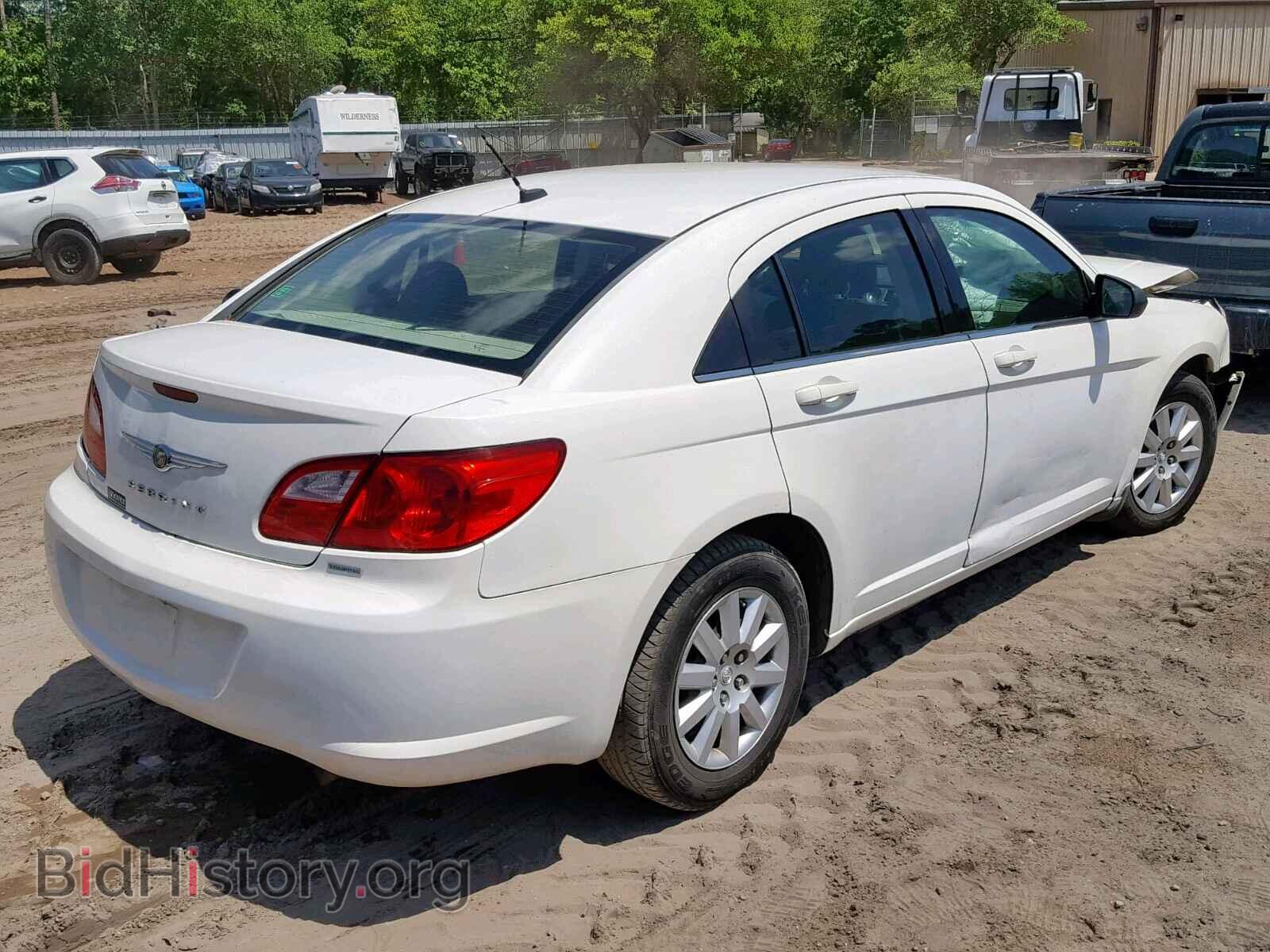 2010 CHRYSLER SEBRING - VIN: 1C3CC4FB3AN223775 - Фото 4