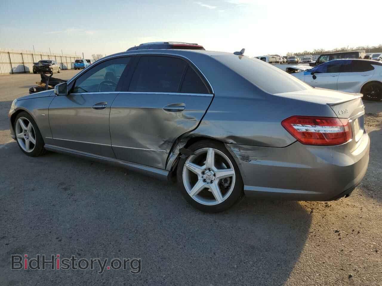 2012 MERCEDES-BENZ E-CLASS - VIN: WDDHF5KB8CA604235 - Фото 2