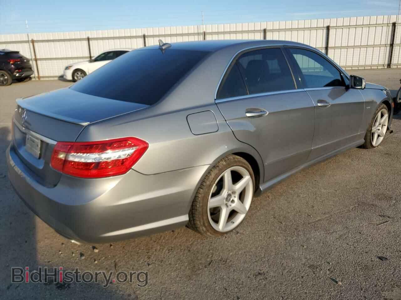 2012 MERCEDES-BENZ E-CLASS - VIN: WDDHF5KB8CA604235 - Фото 3