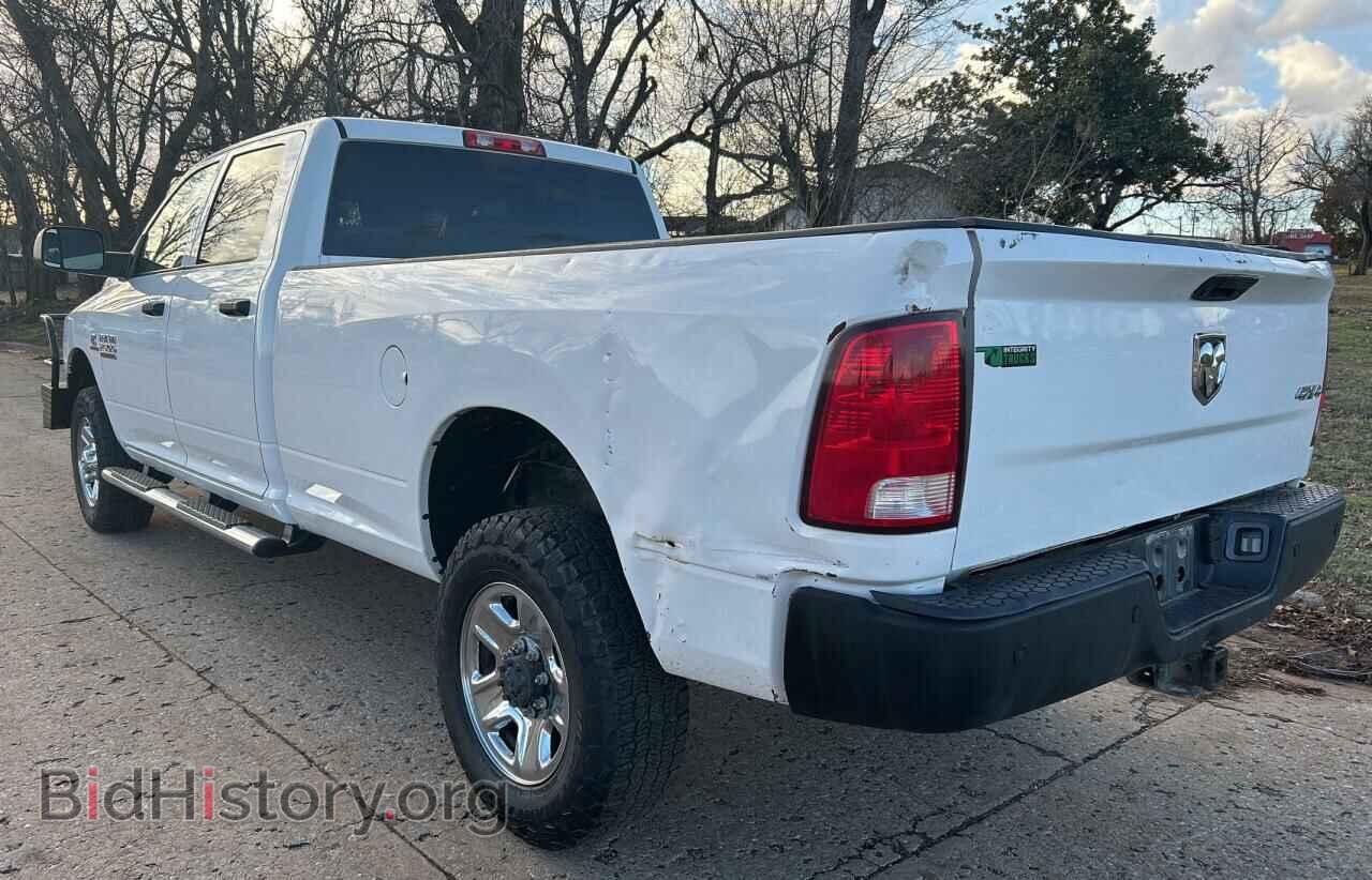 2017 RAM All Models - VIN: 3C6UR5HL9HG752801 - Фото 3