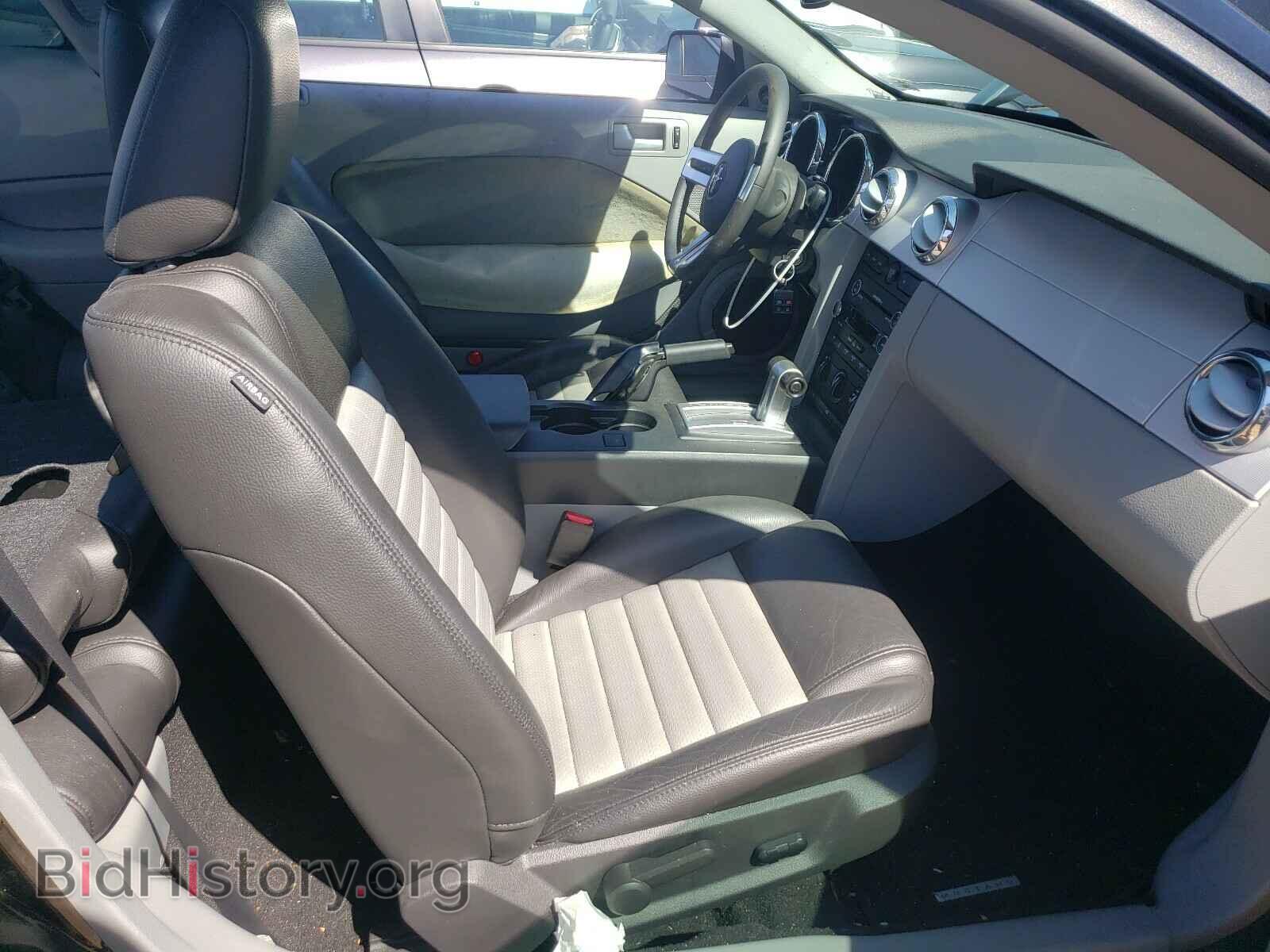 2008 FORD MUSTANG - VIN: 1ZVHT82H985174902 - Фото 5
