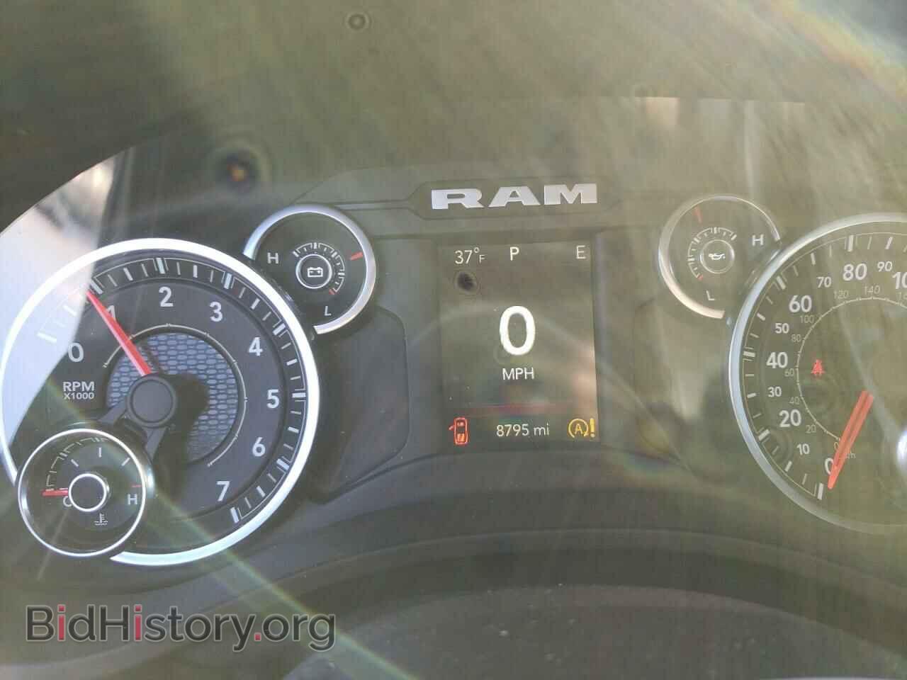 2021 RAM 1500 - VIN: 1C6SRFFTXMN825630 - Фото 8