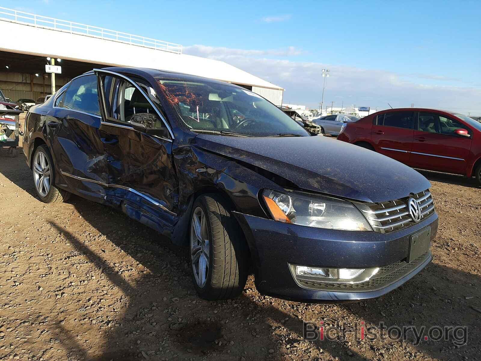 Photo 1VWBV7A37FC055982 - VOLKSWAGEN PASSAT 2015