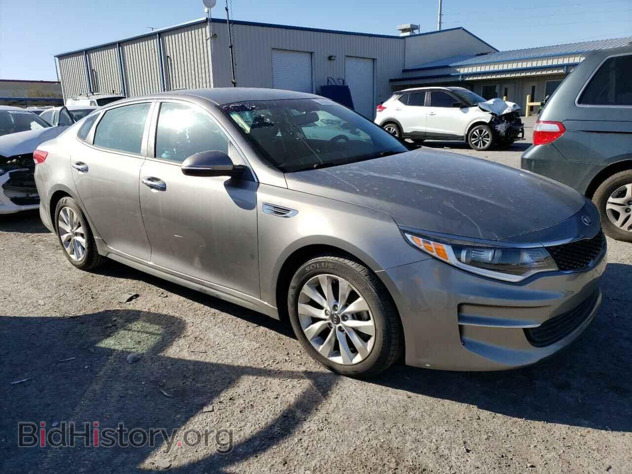 2017 KIA OPTIMA - VIN: 5XXGT4L31HG121892 - Фото 4