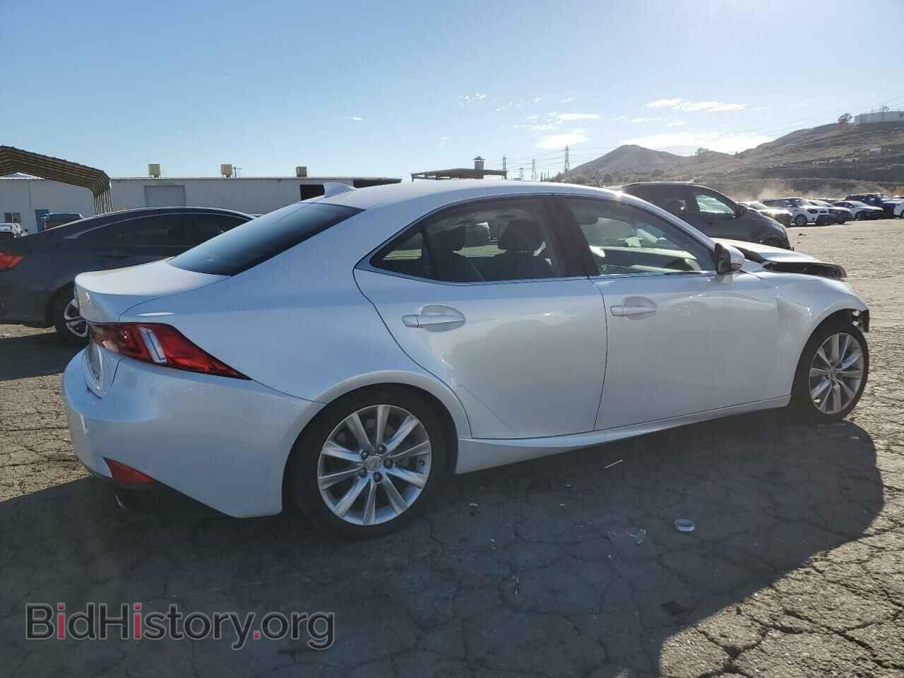 2016 LEXUS IS - VIN: JTHBA1D27G5028011 - Фото 3