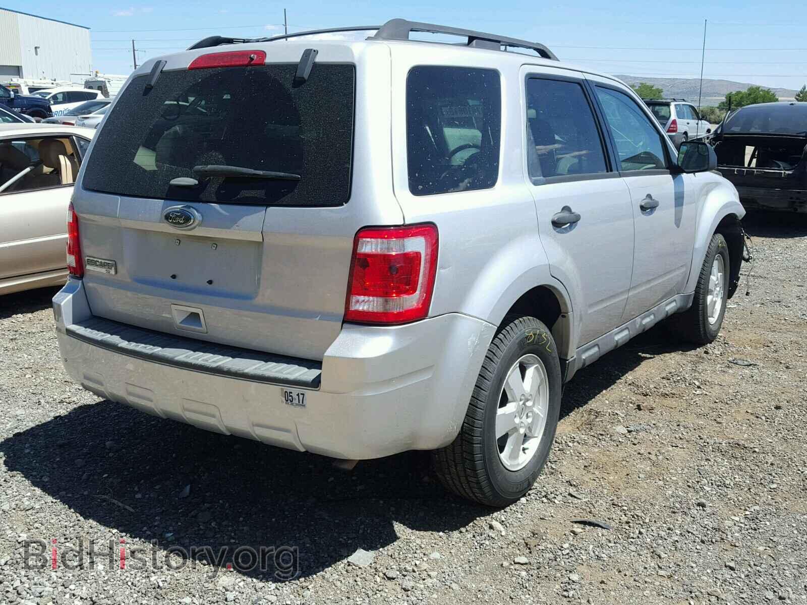 2011 FORD ESCAPE - VIN: 1FMCU0D74BKB53962 - Фото 4