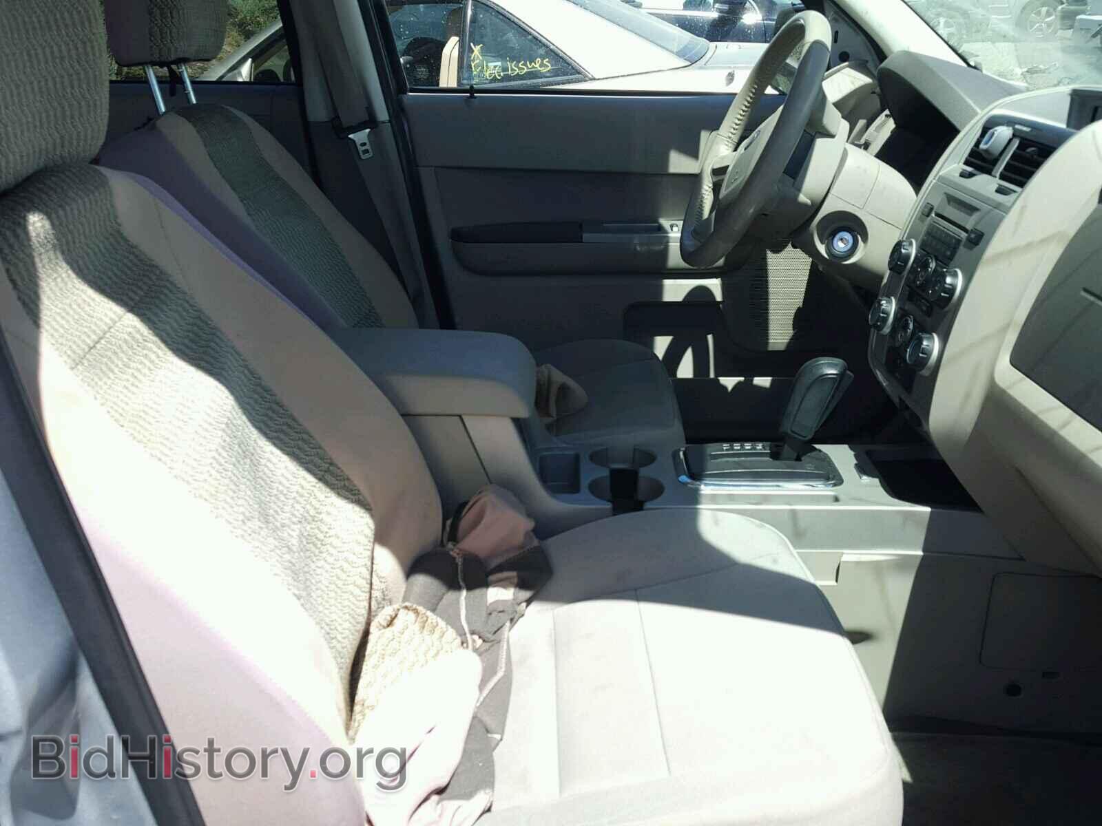 2011 FORD ESCAPE - VIN: 1FMCU0D74BKB53962 - Фото 5