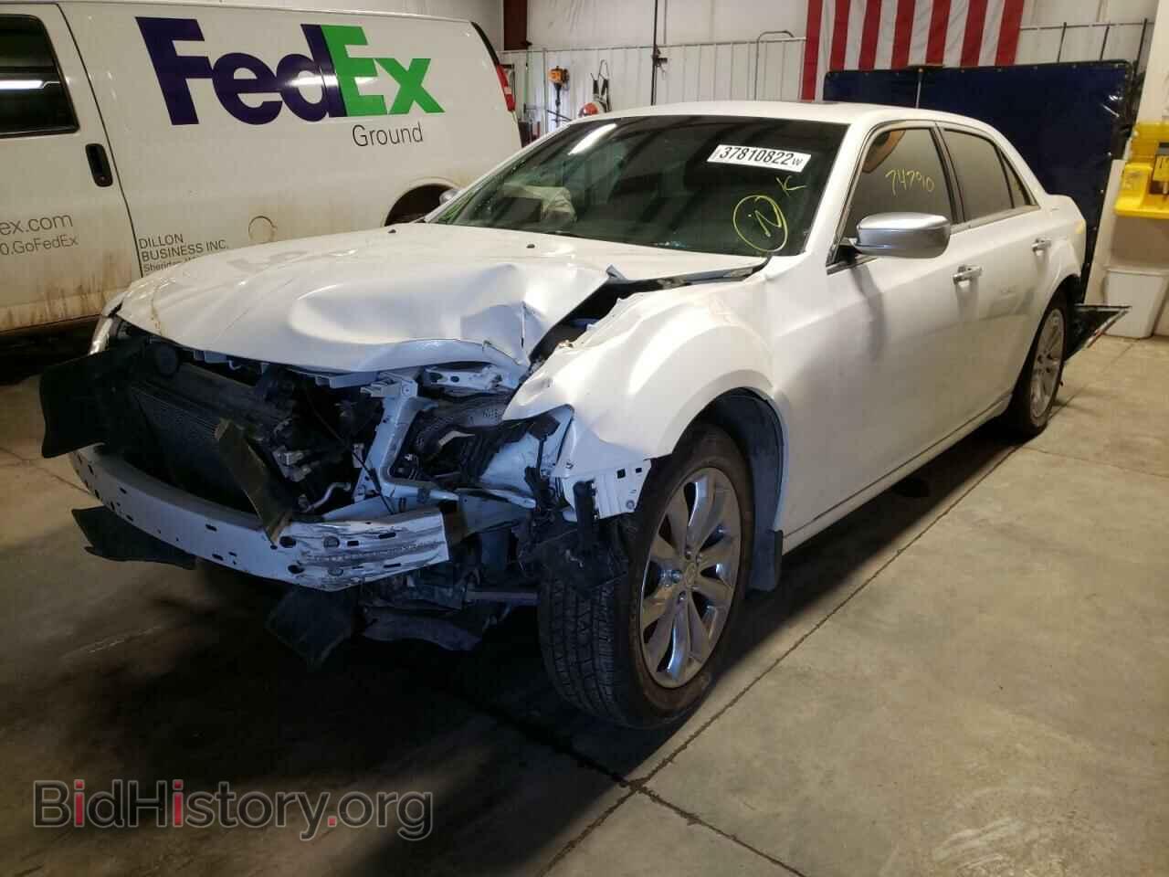 2015 CHRYSLER 300 - VIN: 2C3CCASG7FH899890 - Фото 9