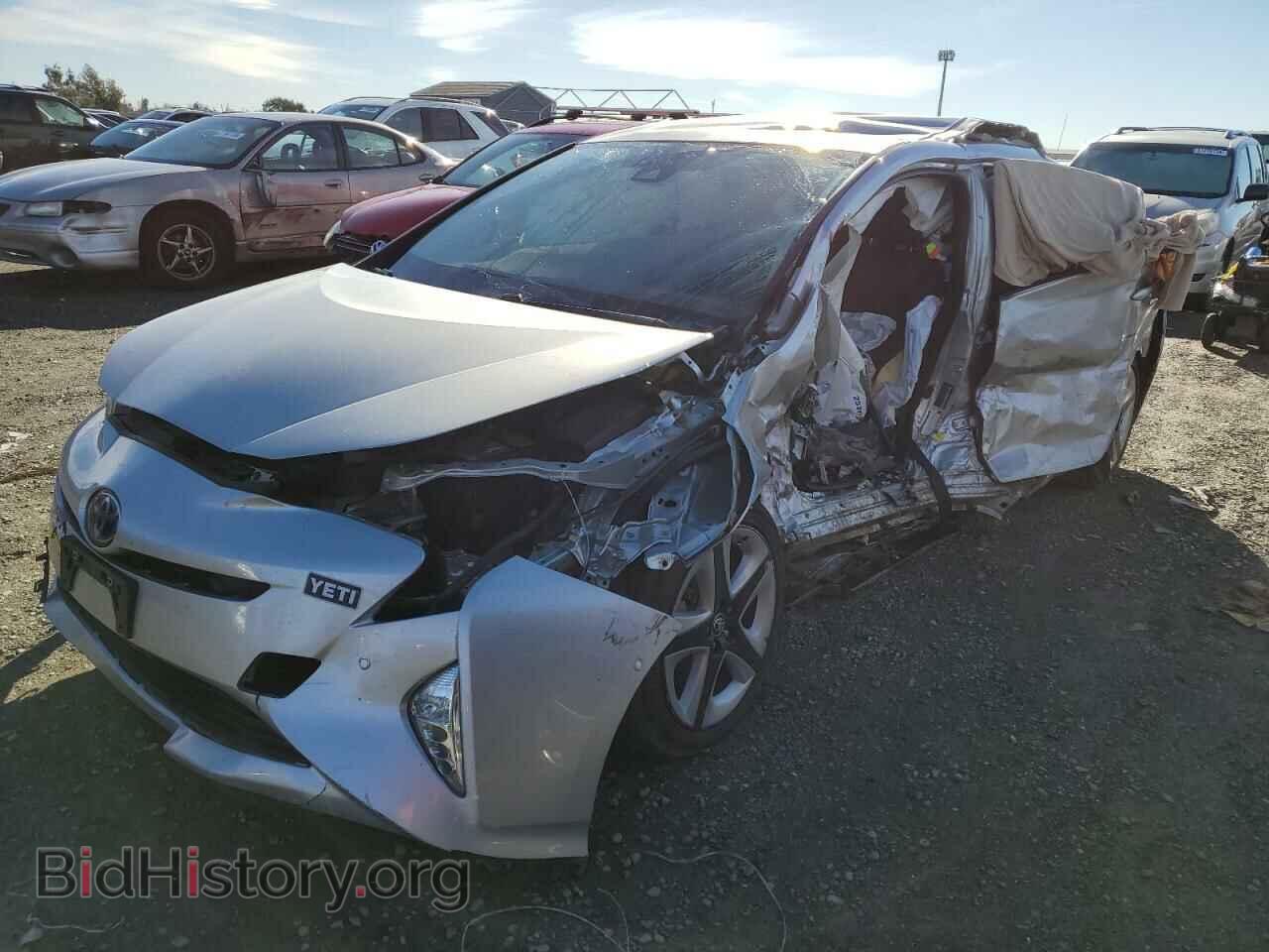 Photo JTDKARFU0H3043459 - TOYOTA PRIUS 2017