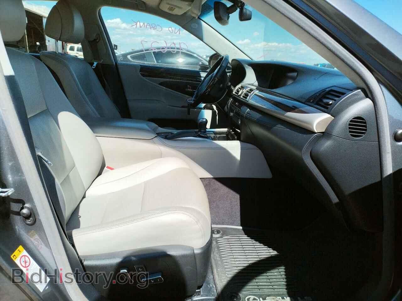 2013 LEXUS LS460 - VIN: JTHCL5EF3D5018692 - Photo 5