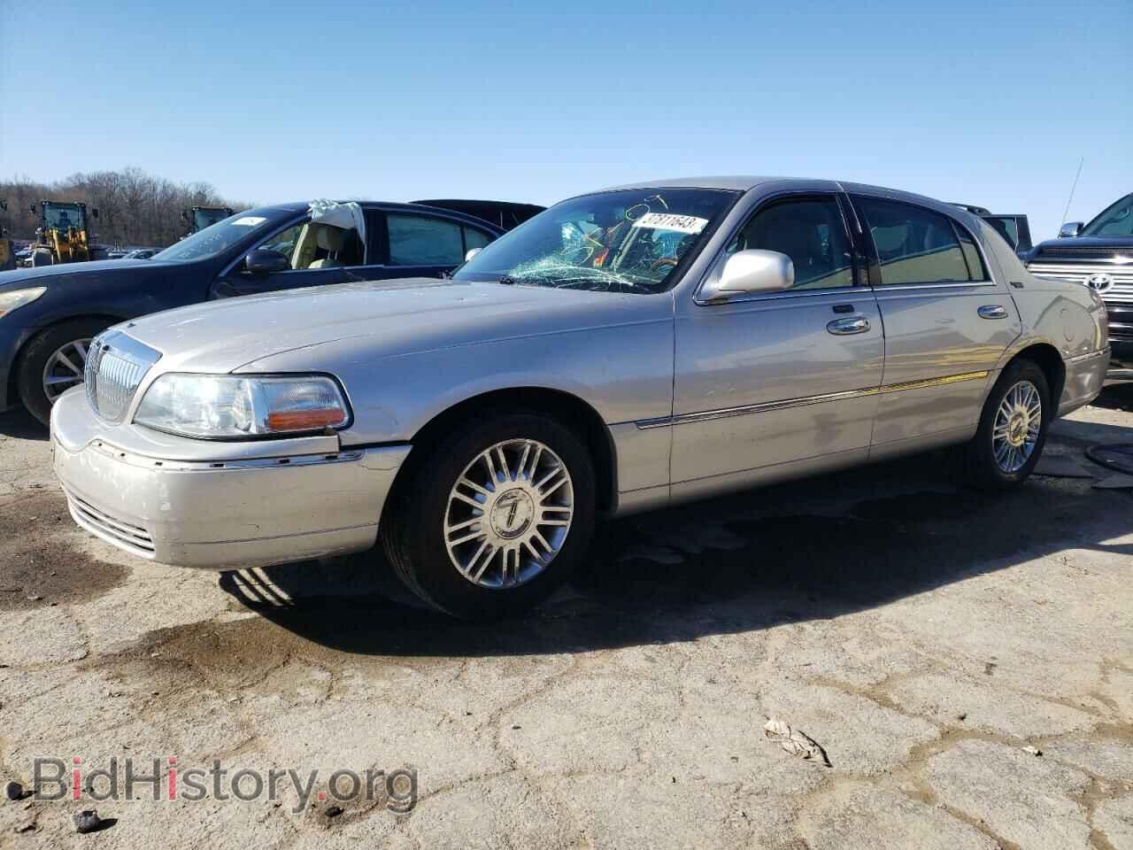 Фотография 2LNHM82VX9X633095 - LINCOLN TOWNCAR 2009