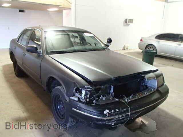 Photo 2FAFP71W9YX130735 - FORD CROWN VIC 2000