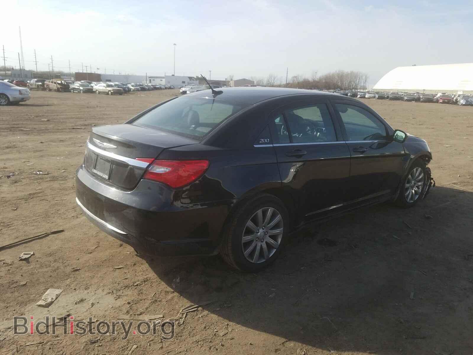2012 CHRYSLER 200 - VIN: 1C3CCBBGXCN297901 - Фото 4