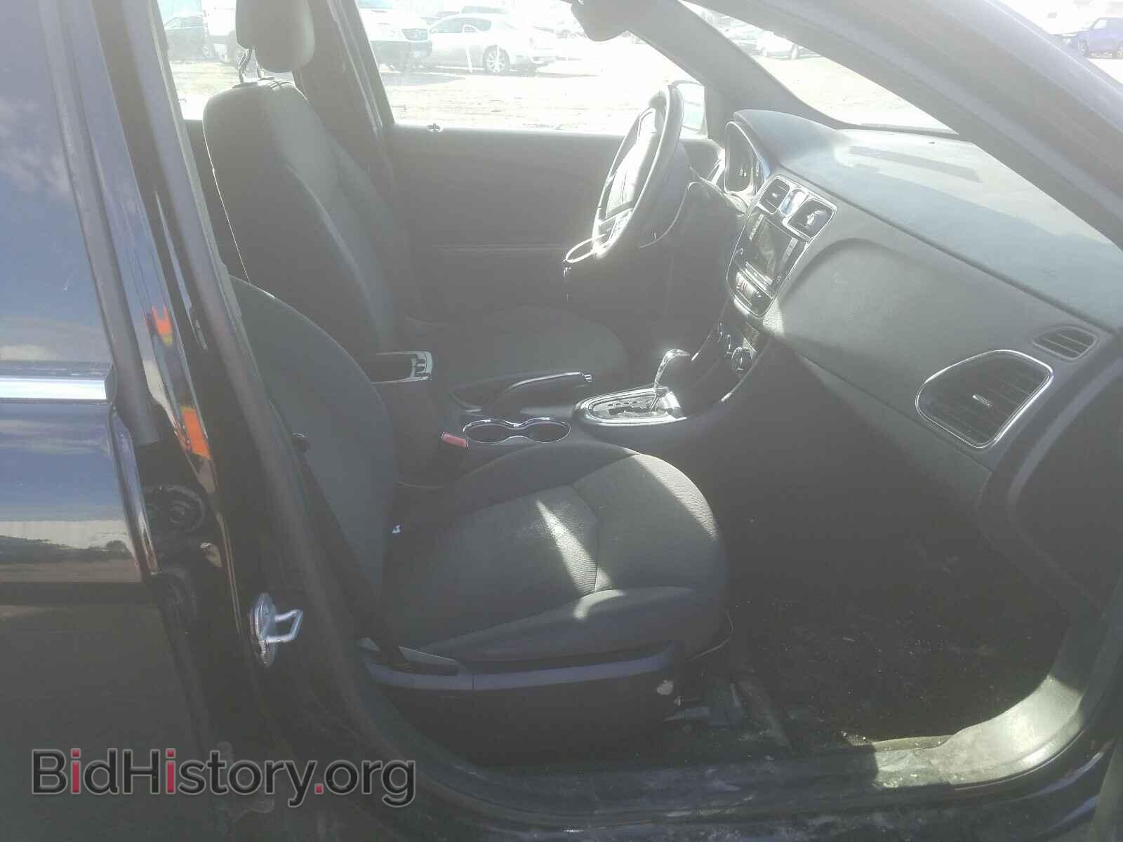 2012 CHRYSLER 200 - VIN: 1C3CCBBGXCN297901 - Фото 5