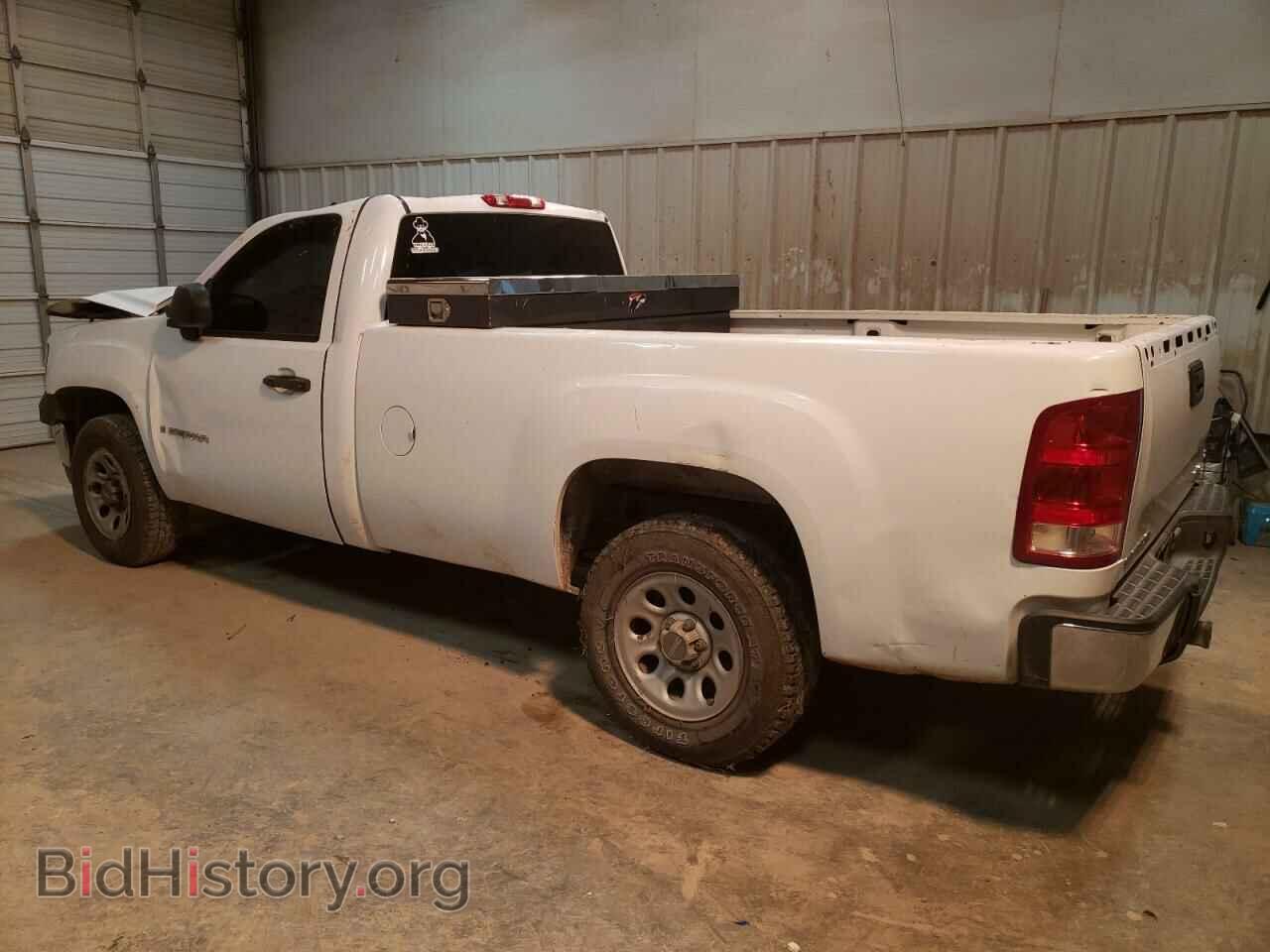 2007 GMC SIERRA - VIN: 1GTEC14CX7Z550027 - Фото 2