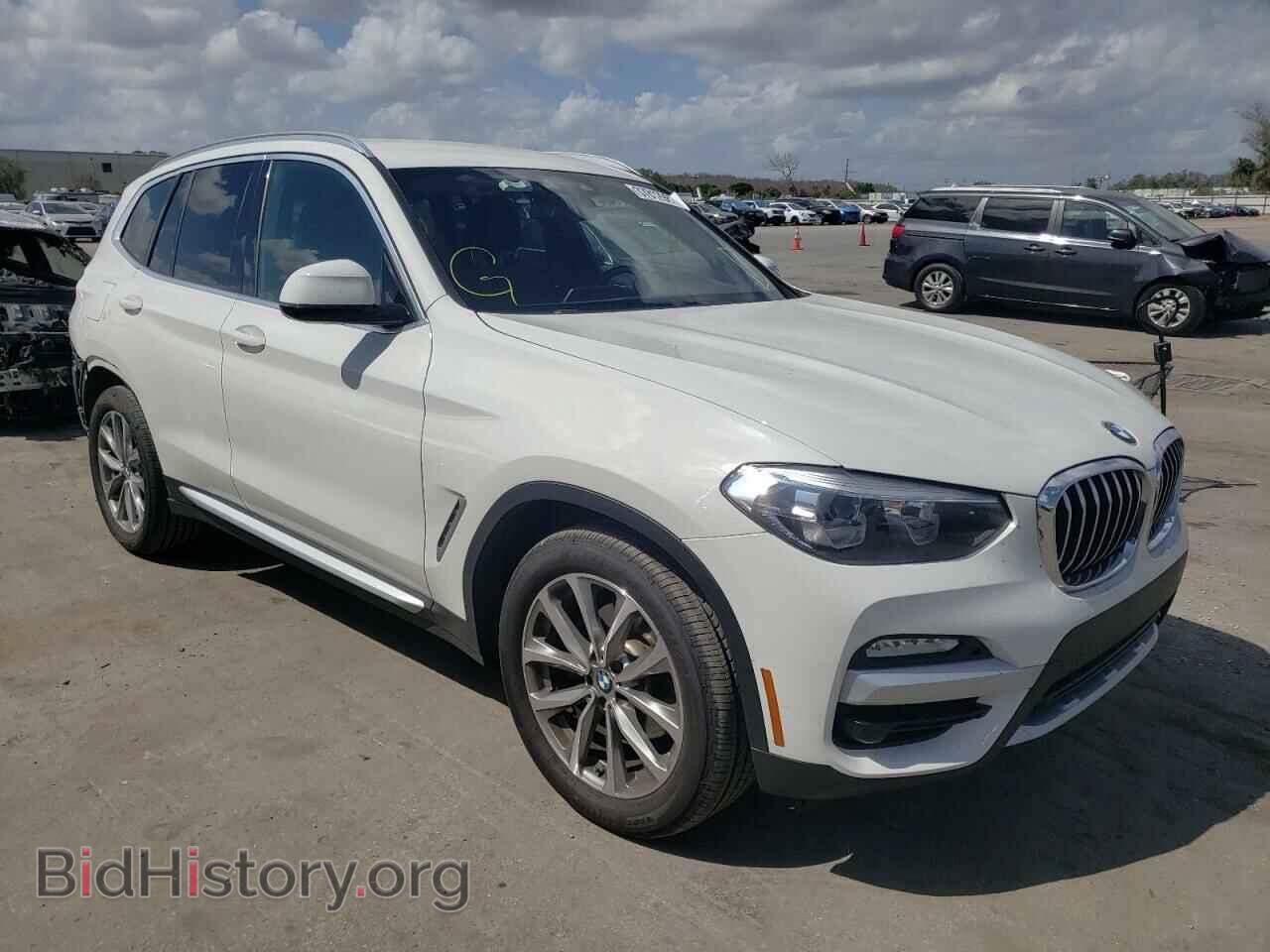 Photo 5UXTR7C5XKLF32135 - BMW X3 2019