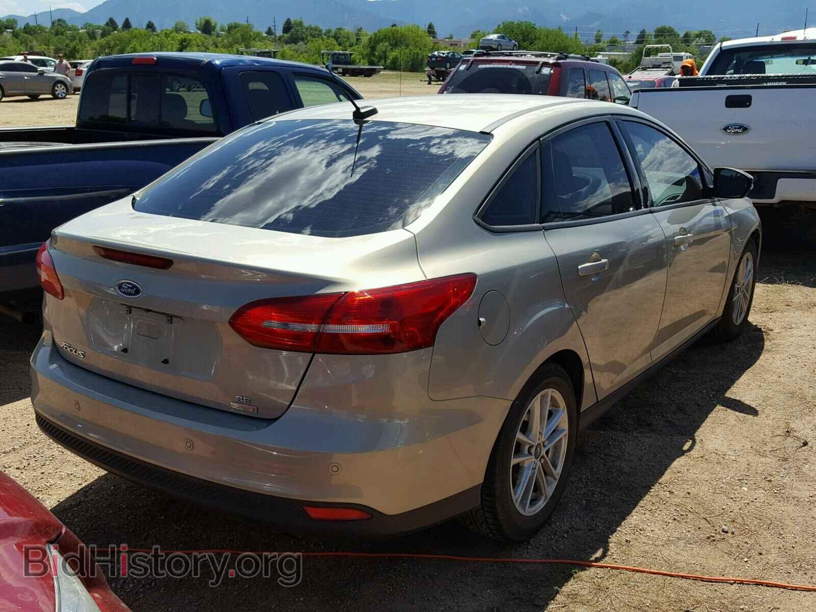 2016 FORD FOCUS - VIN: 1FADP3FE2GL268242 - Photo 4