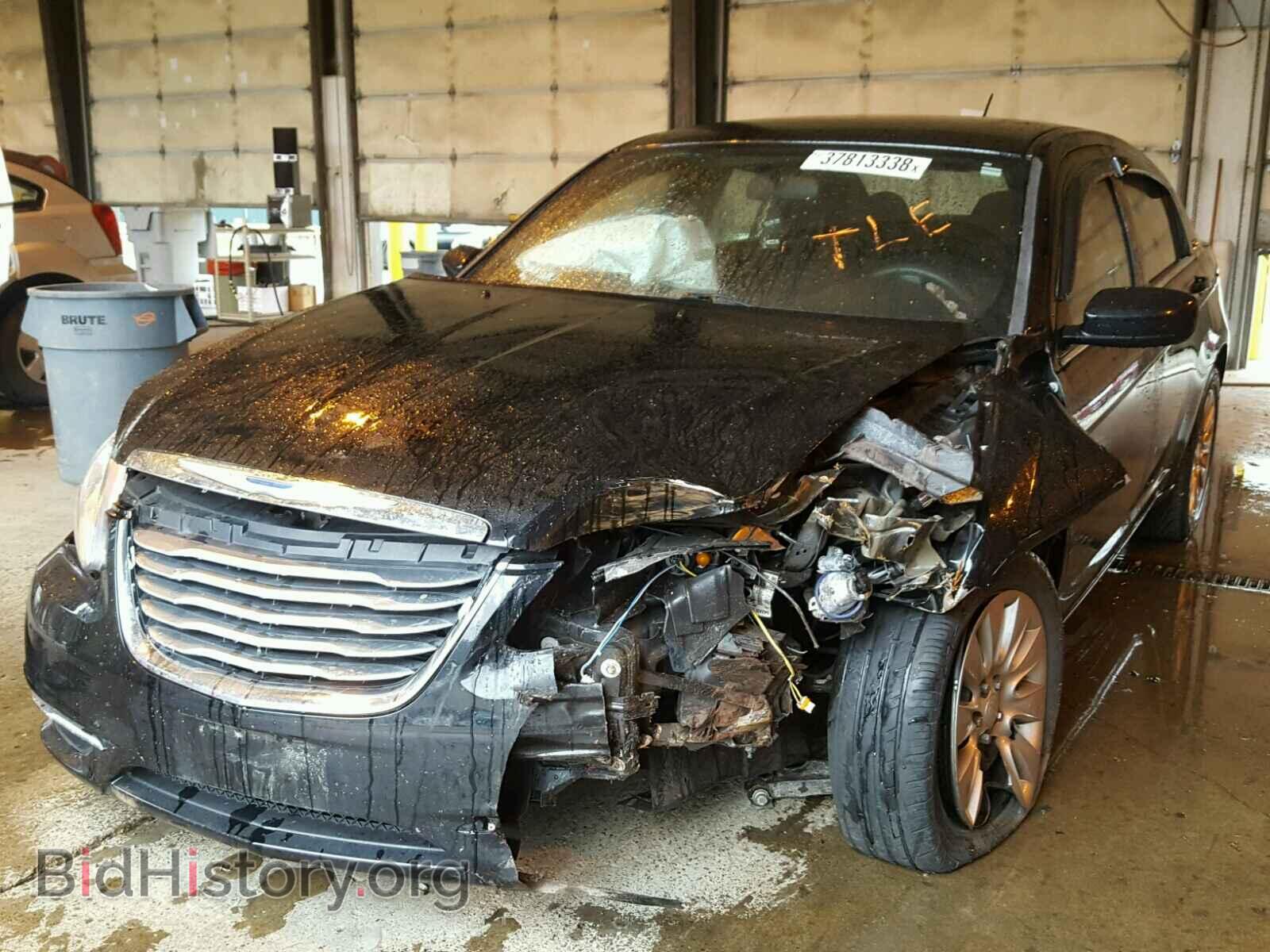 2014 CHRYSLER 200 - VIN: 1C3CCBAB8EN230867 - Фото 2