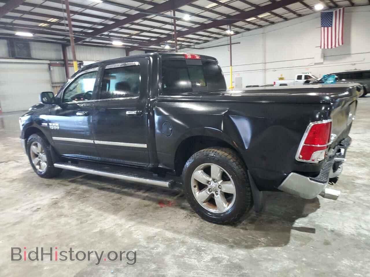 2017 RAM 1500 - VIN: 3C6RR7LT5HG565080 - Фото 2