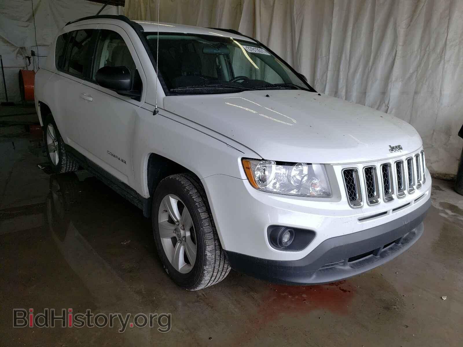 Photo 1J4NF1FB3BD258182 - JEEP COMPASS 2011