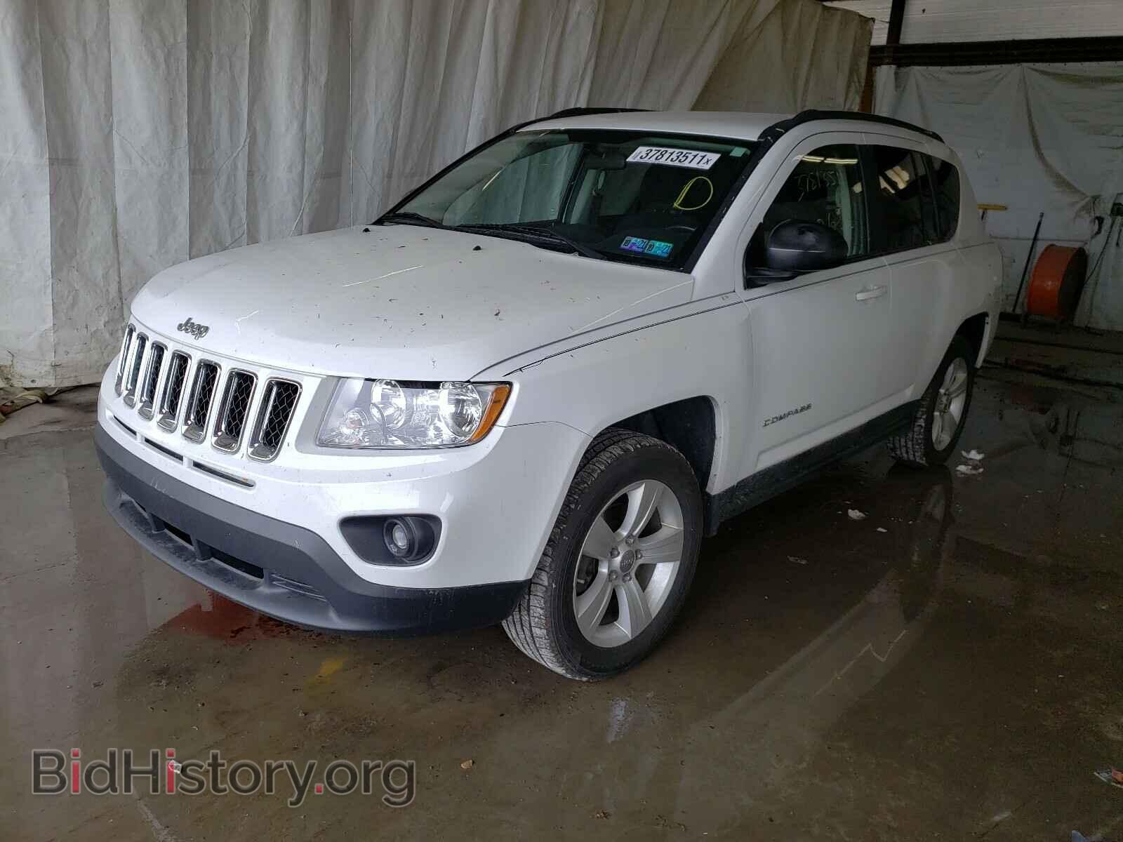 2011 JEEP COMPASS - VIN: 1J4NF1FB3BD258182 - Photo 2