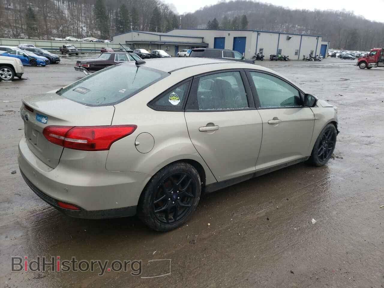 2016 FORD FOCUS - VIN: 1FADP3F23GL386418 - Фото 3