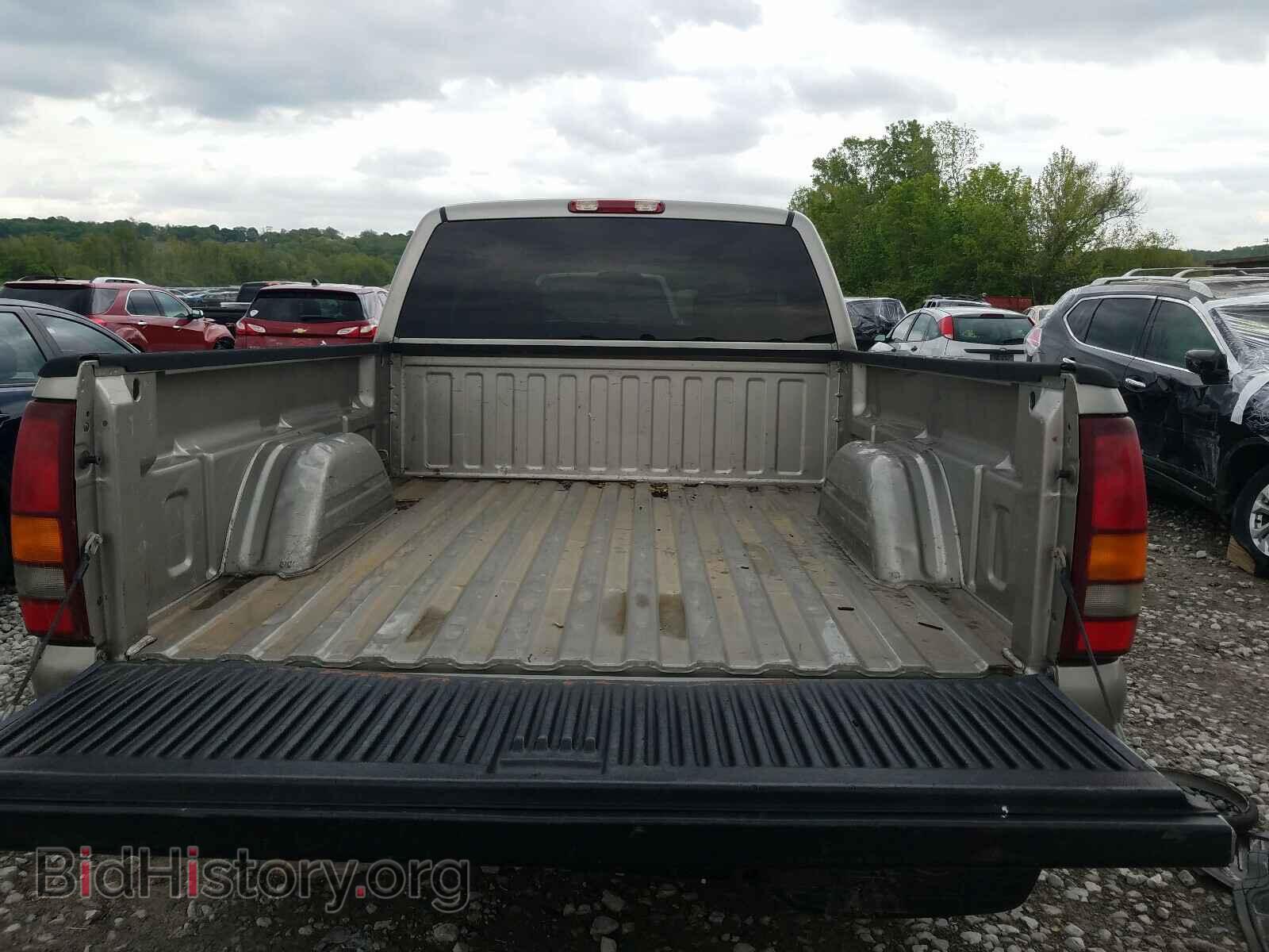 2003 GMC SIERRA - VIN: 2GTEK19T231181274 - Фото 9