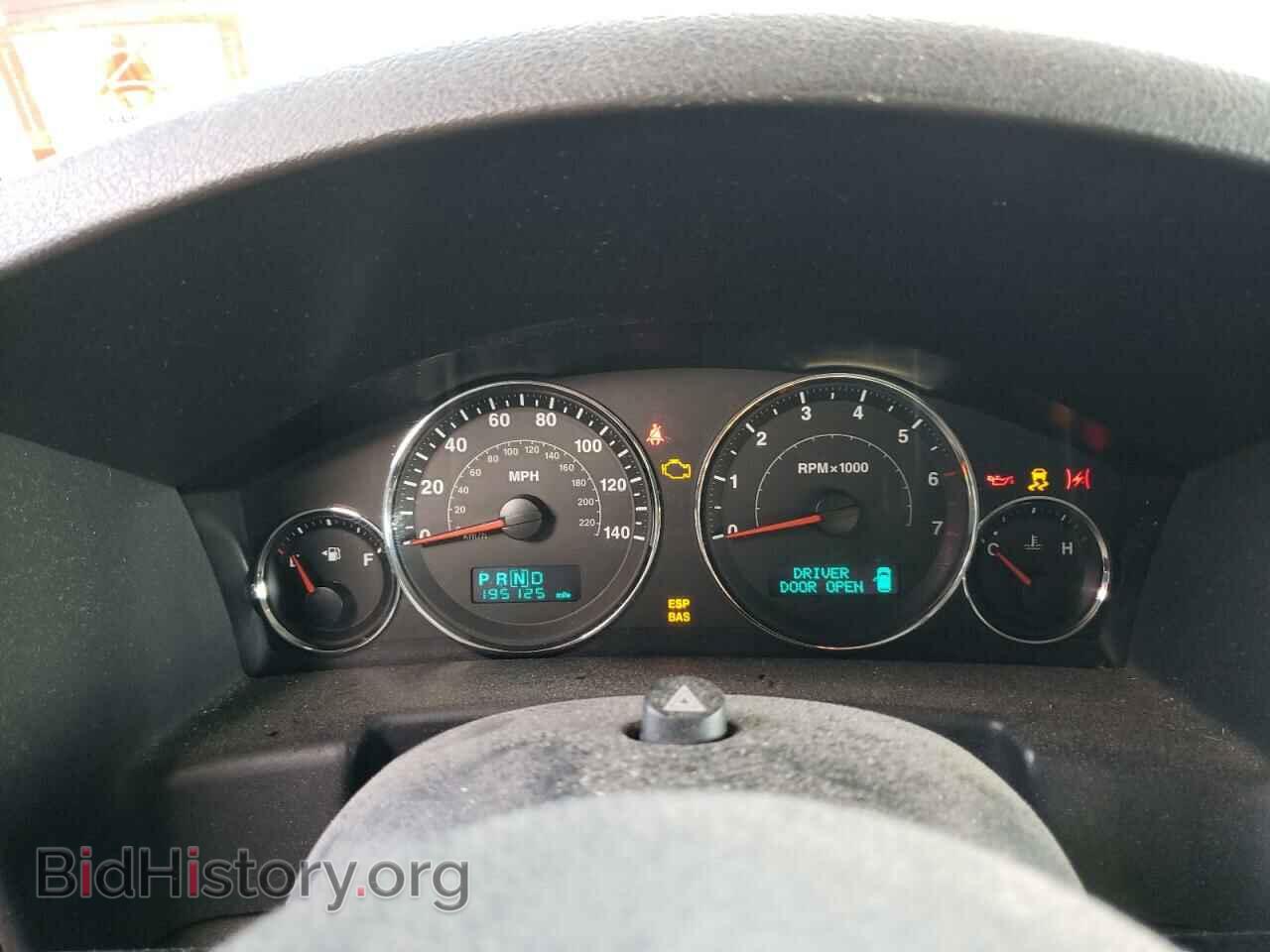 2007 JEEP COMMANDER - VIN: 1J8HG48K97C602781 - Фото 9