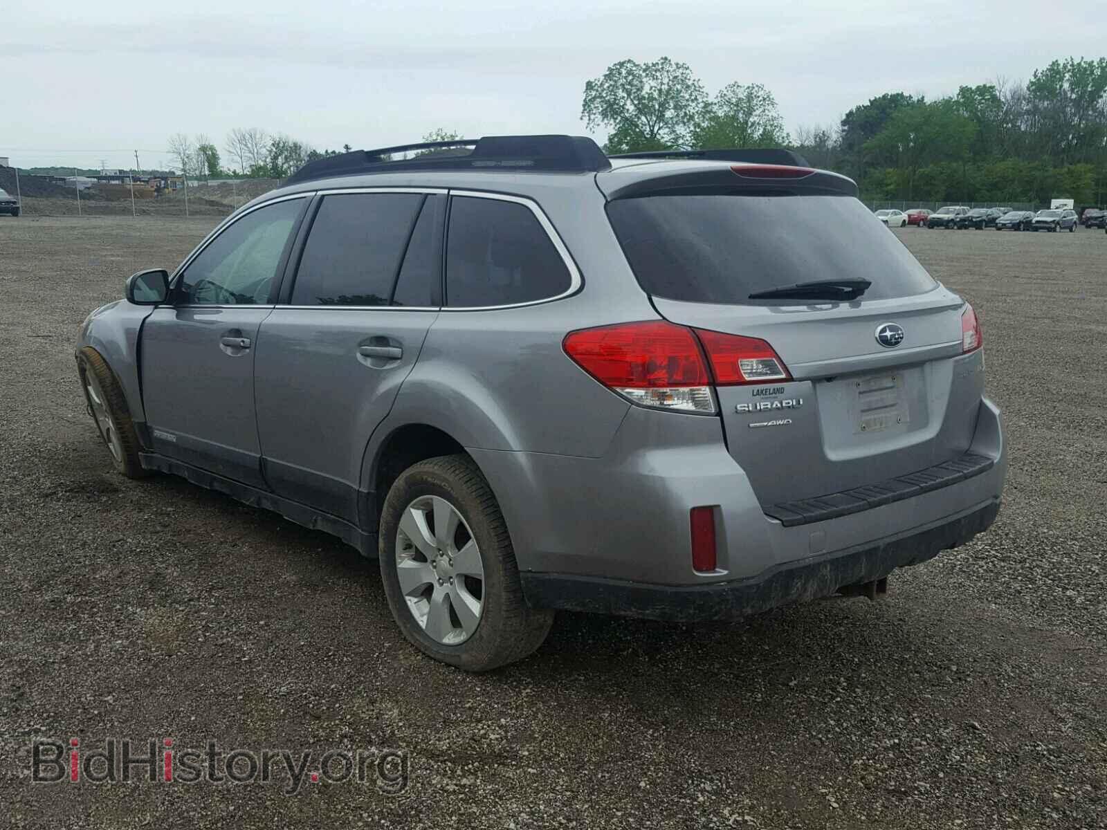 2011 SUBARU OUTBACK - VIN: 4S4BRCGC3B3332561 - Фото 2