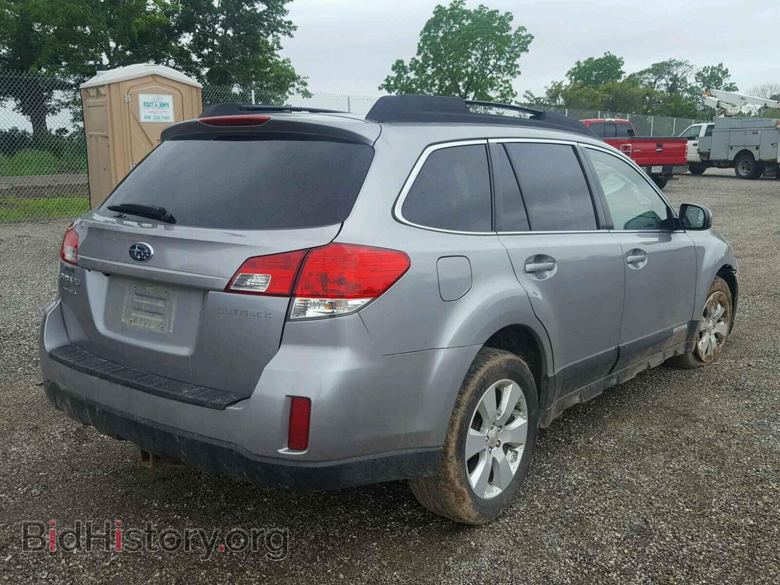2011 SUBARU OUTBACK - VIN: 4S4BRCGC3B3332561 - Фото 3