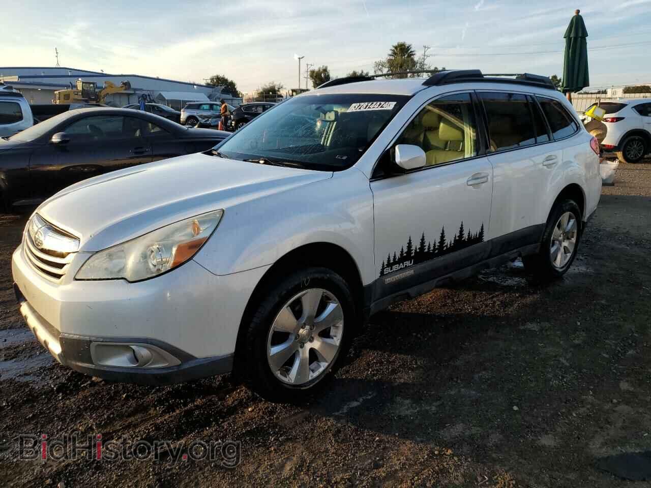 Фотография 4S4BRDJC1B2321160 - SUBARU OUTBACK 2011